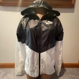 Women’s Nike Windbreaker
